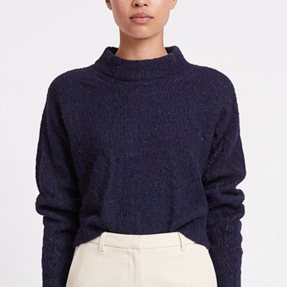 Everlane Alpaca Crew Crop Sweater in Blue Heathered Cobalt